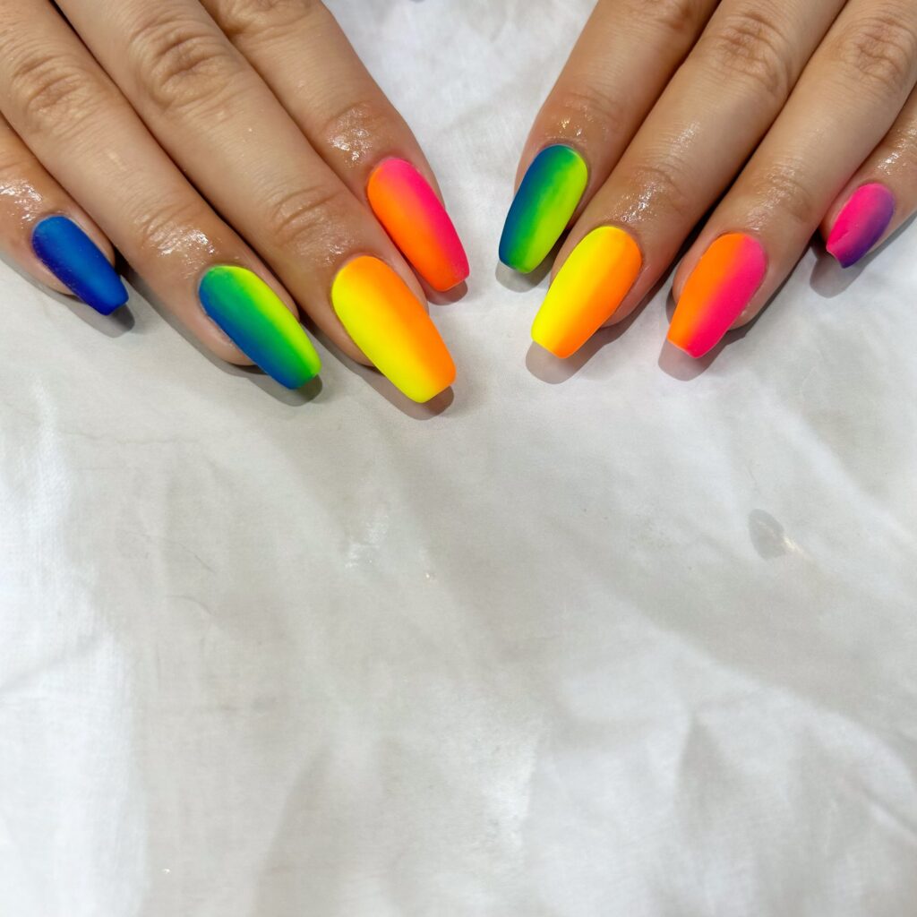 秋冬に人気のマットNail🌈 【7LOOKS COCO 中野】